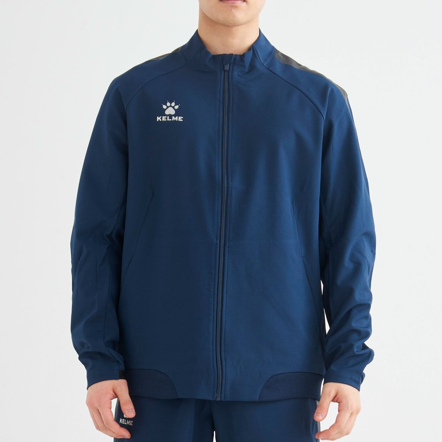 47-1_KC20S312_469_f5bb36a7-